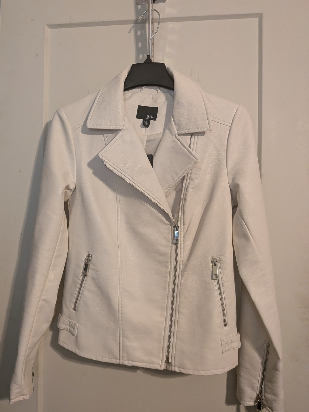 A.N.A Women Cream Faux Leather Moto Zip up Jacket Size Small